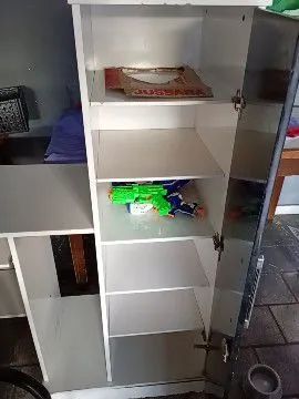 Mesinha com bau