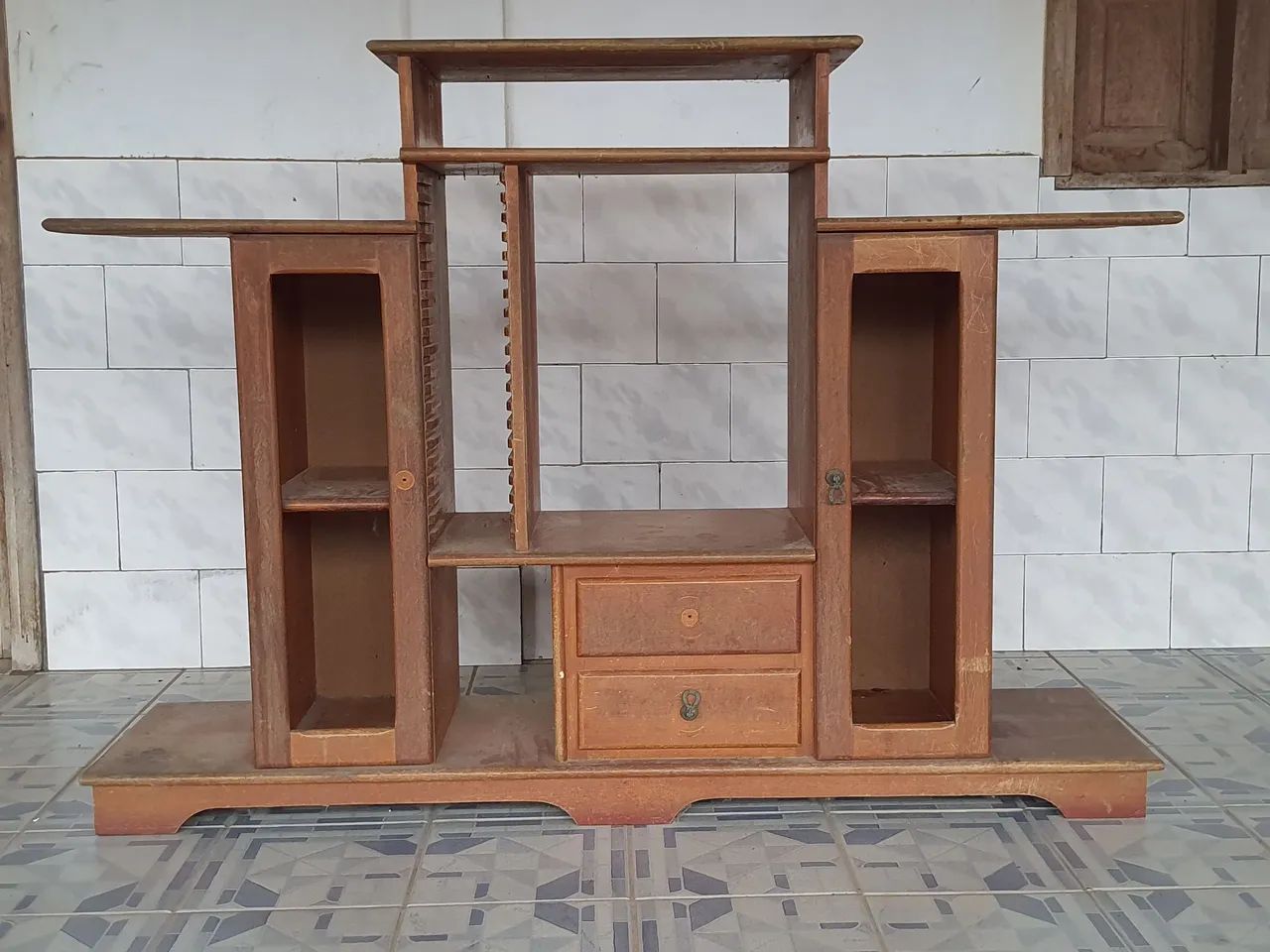 Rack de madeira maciça 