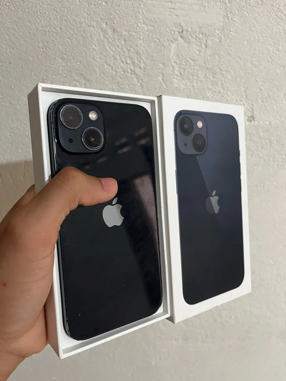 iPhone 13 