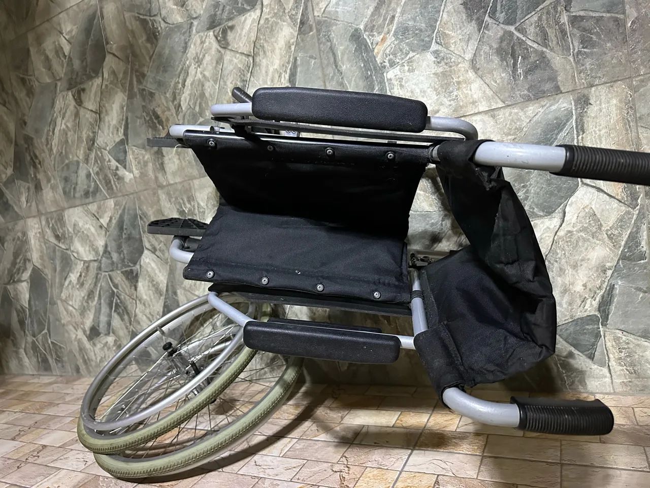 Cadeira de rodas  - Foto 4
