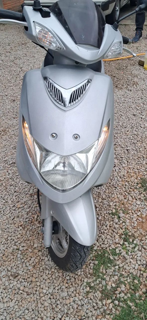 Burgman 125 ANO 2009 - Foto 2
