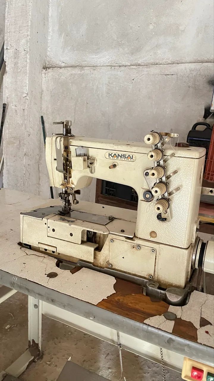 Máquina de costura  - Foto 2