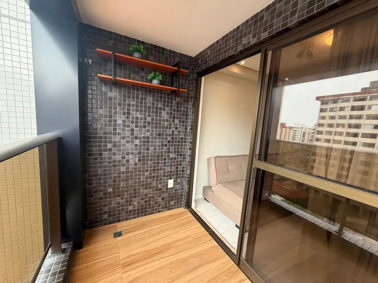 APARTAMENTO MOBILIADO PARA LOCAÇÃO EM CABO BRANCO - Foto 2