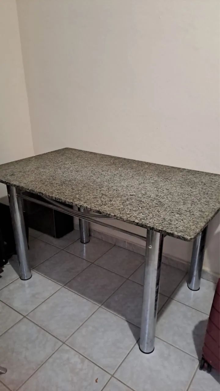 Mesa de tampo de granito - Foto 3