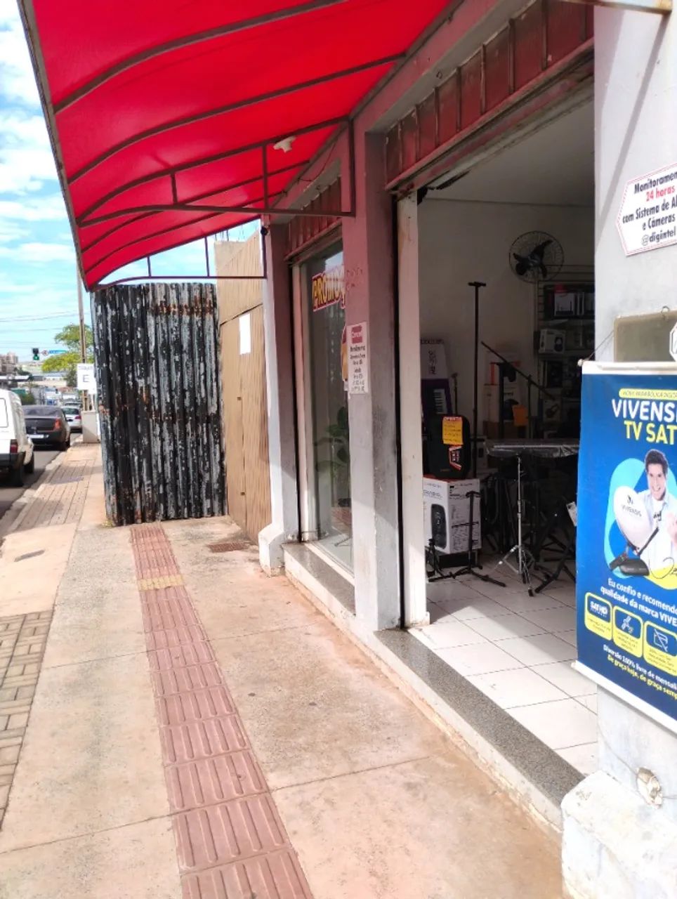 VENDE-SE LOJA. ELETRÔNICOS/INFORMÁTICA. FUNCIONANDO. CLIENTELA FORMADA - Foto 5