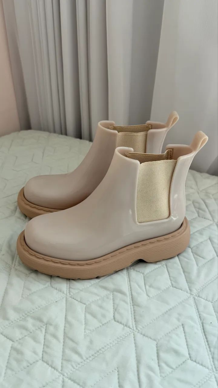 Bota Melissa 35 - Foto 2