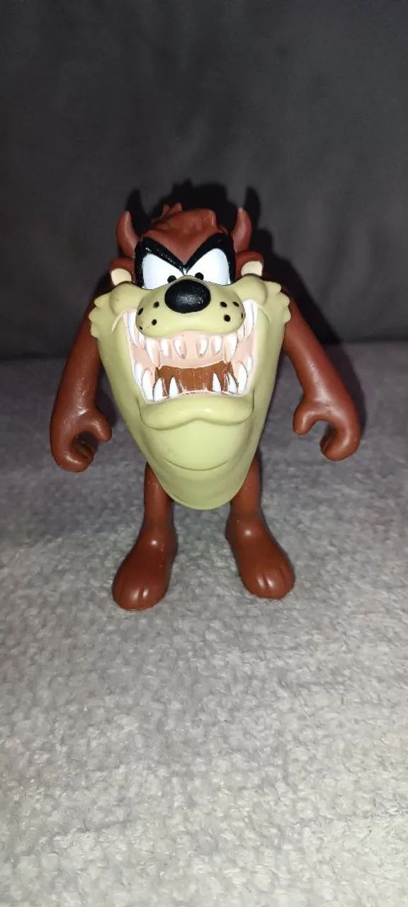 Taz - Looney Tunes Fandom Box