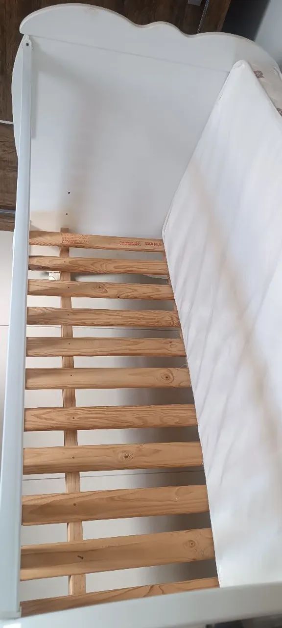 Berço com colchão  - Foto 4