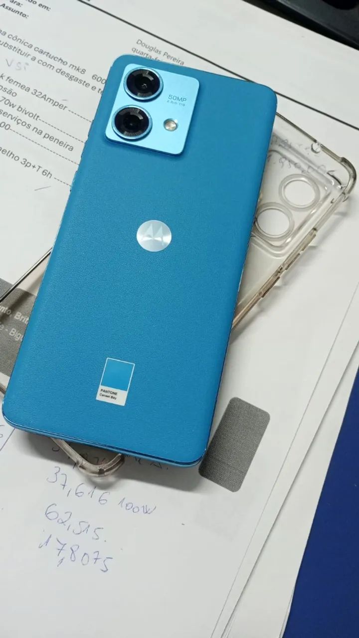 Celular Motorola Edge 40 Neo 5G (256GB / 8GB RAM)
