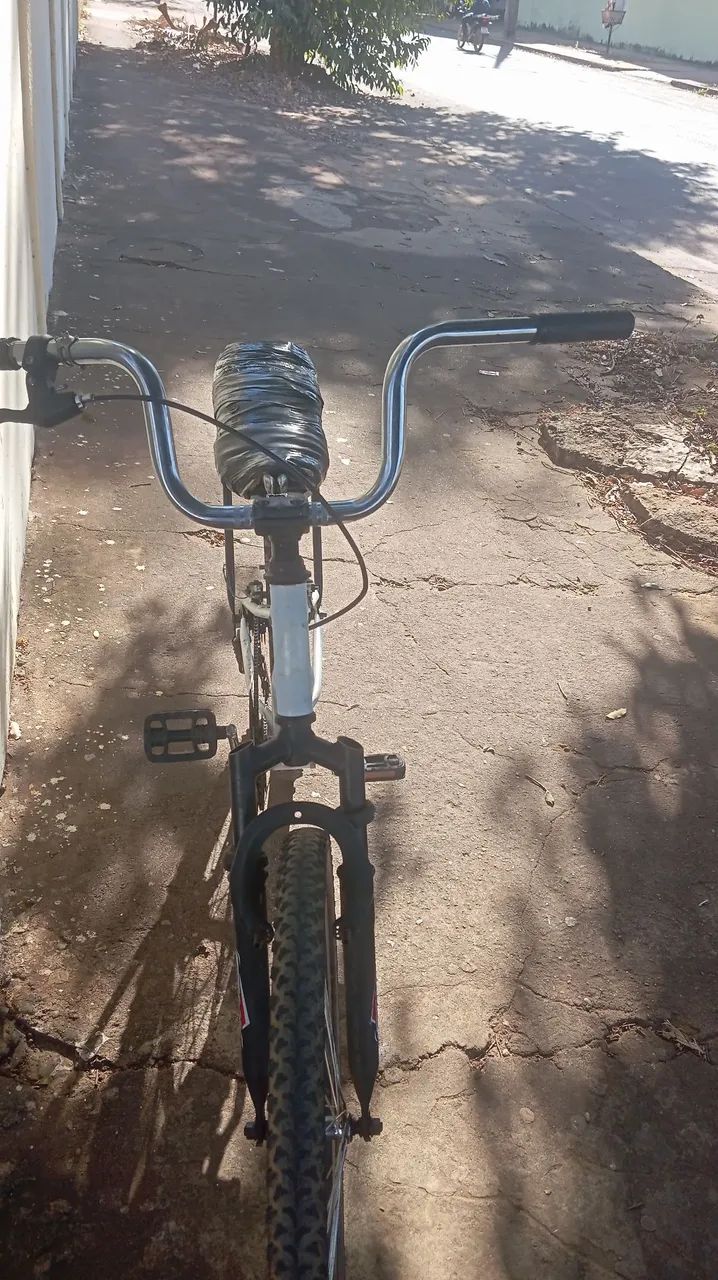 Bicicleta aro 24 - Foto 5