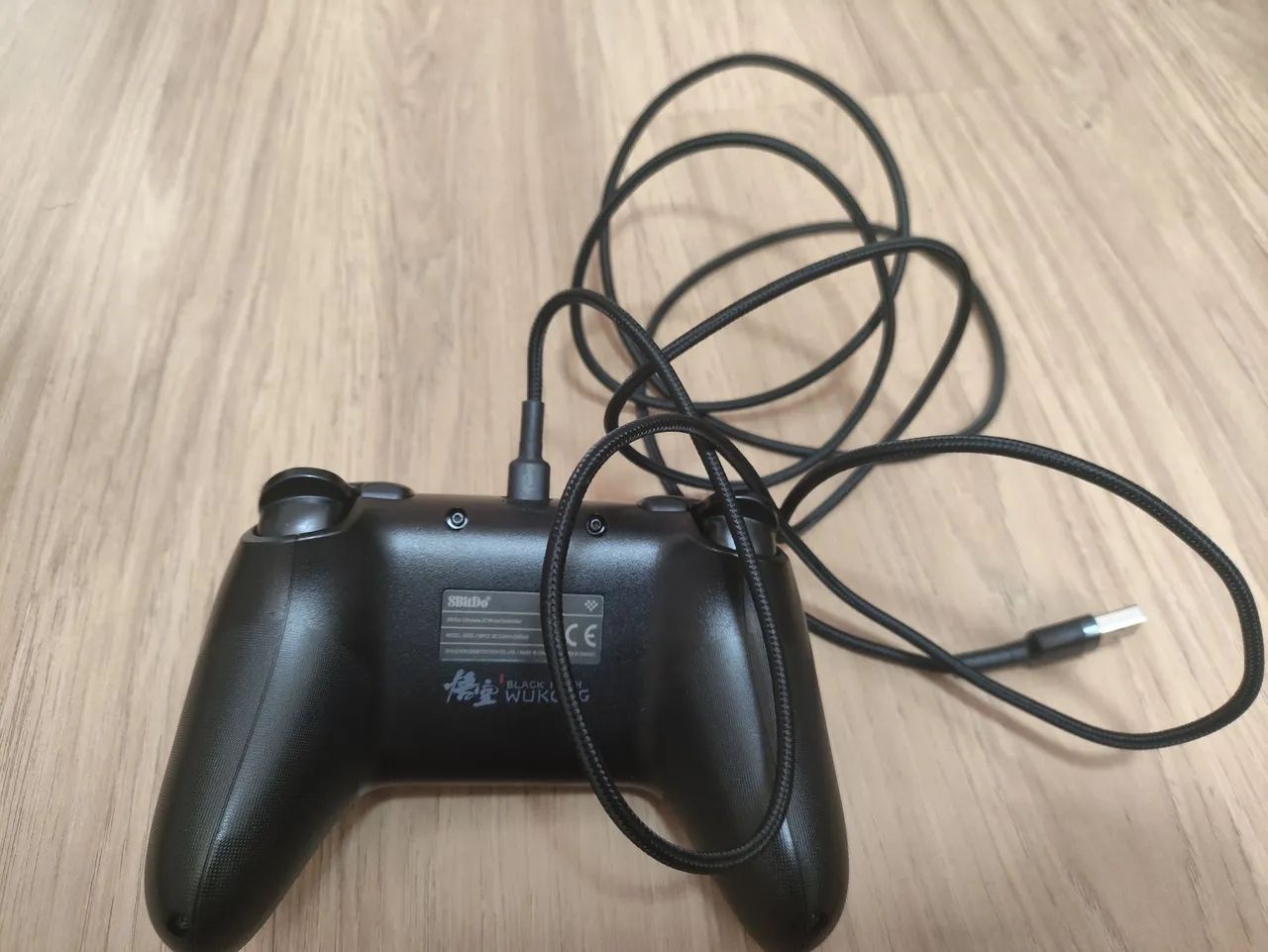 8Bitdo Ultimate 2C Wired Controller - Foto 2