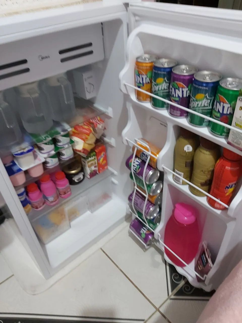 Frigobar Midea