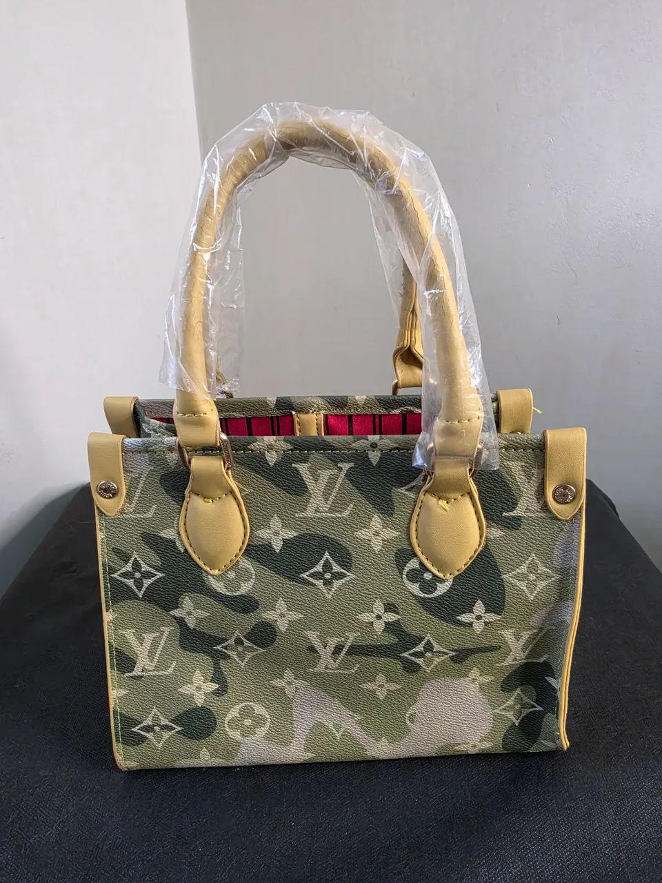Mini Bolsa Louis Vuitton Com DETALHE  - Foto 2