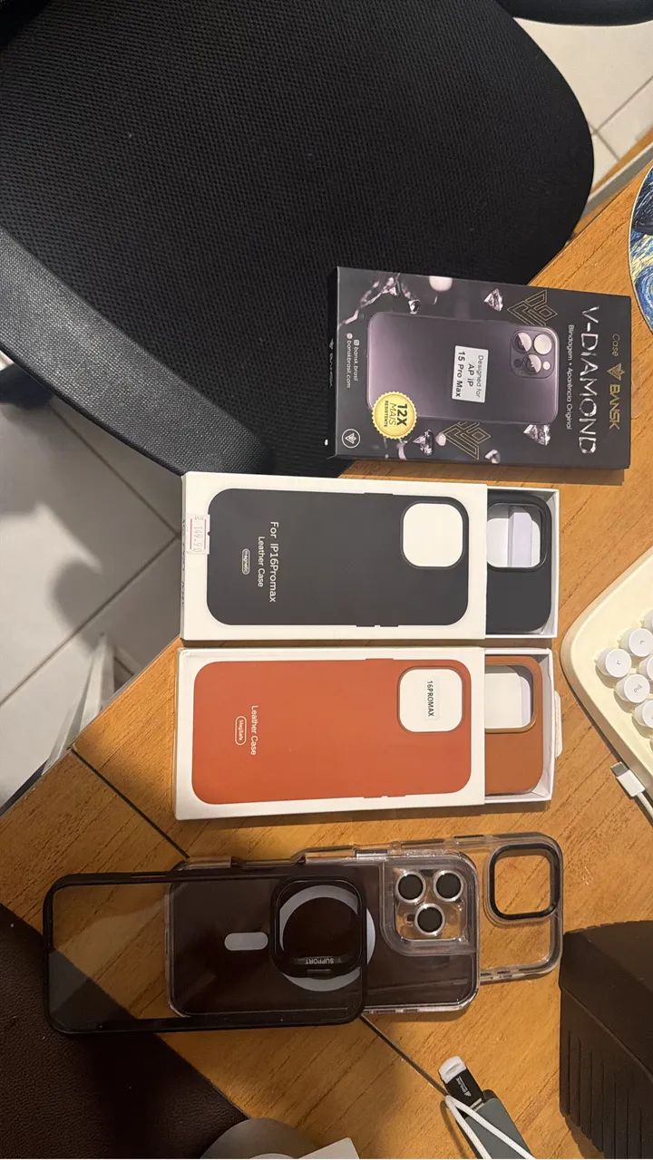 Capas para IPhone 16 Pro Max - Foto 3