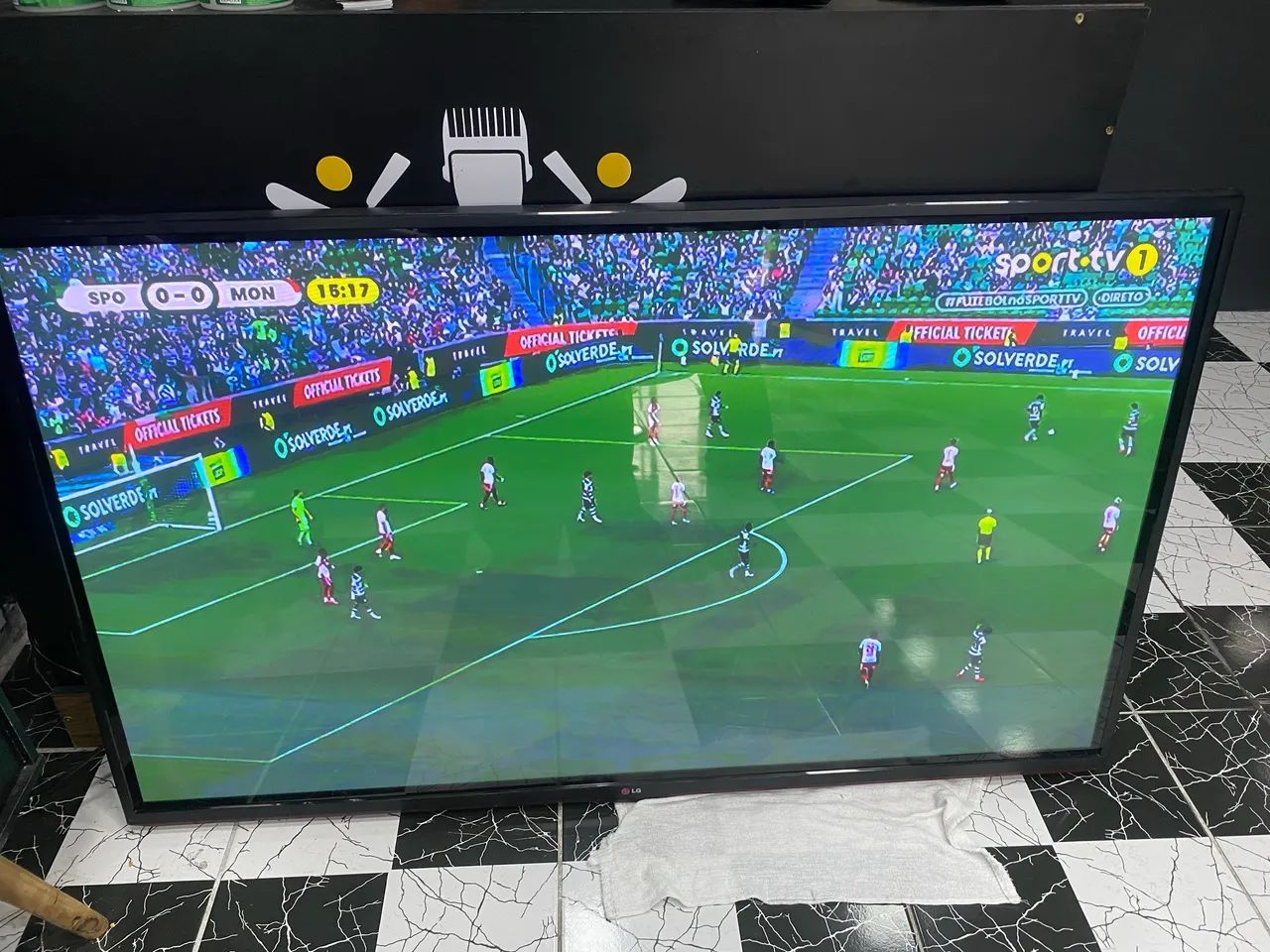 Vendo tv LG 65 polegadas  - Foto 2