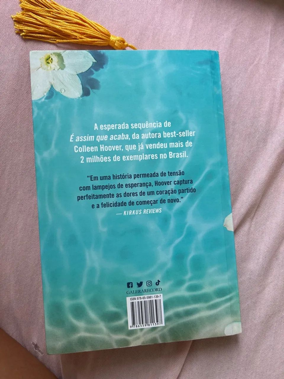 Livro -  É Assim Que Começa - Foto 2