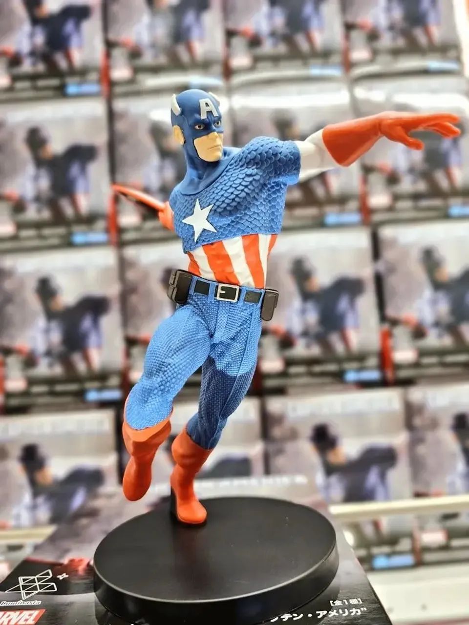 Action Figure Capitão América Marvel Luminasta - SEGA (Original)