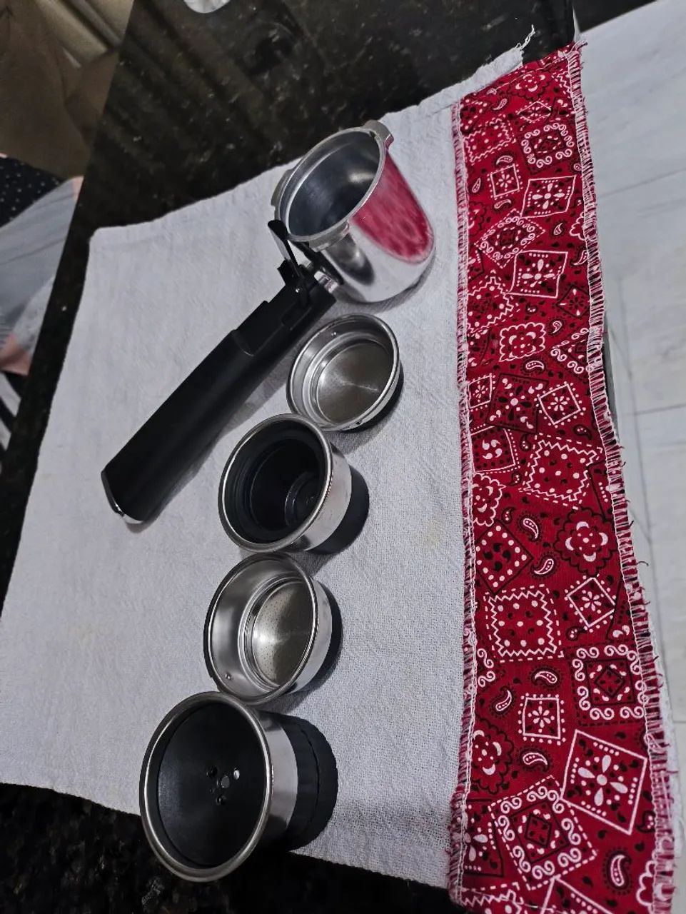 Cafeteira expresso e cápsulas Philco  - Foto 3