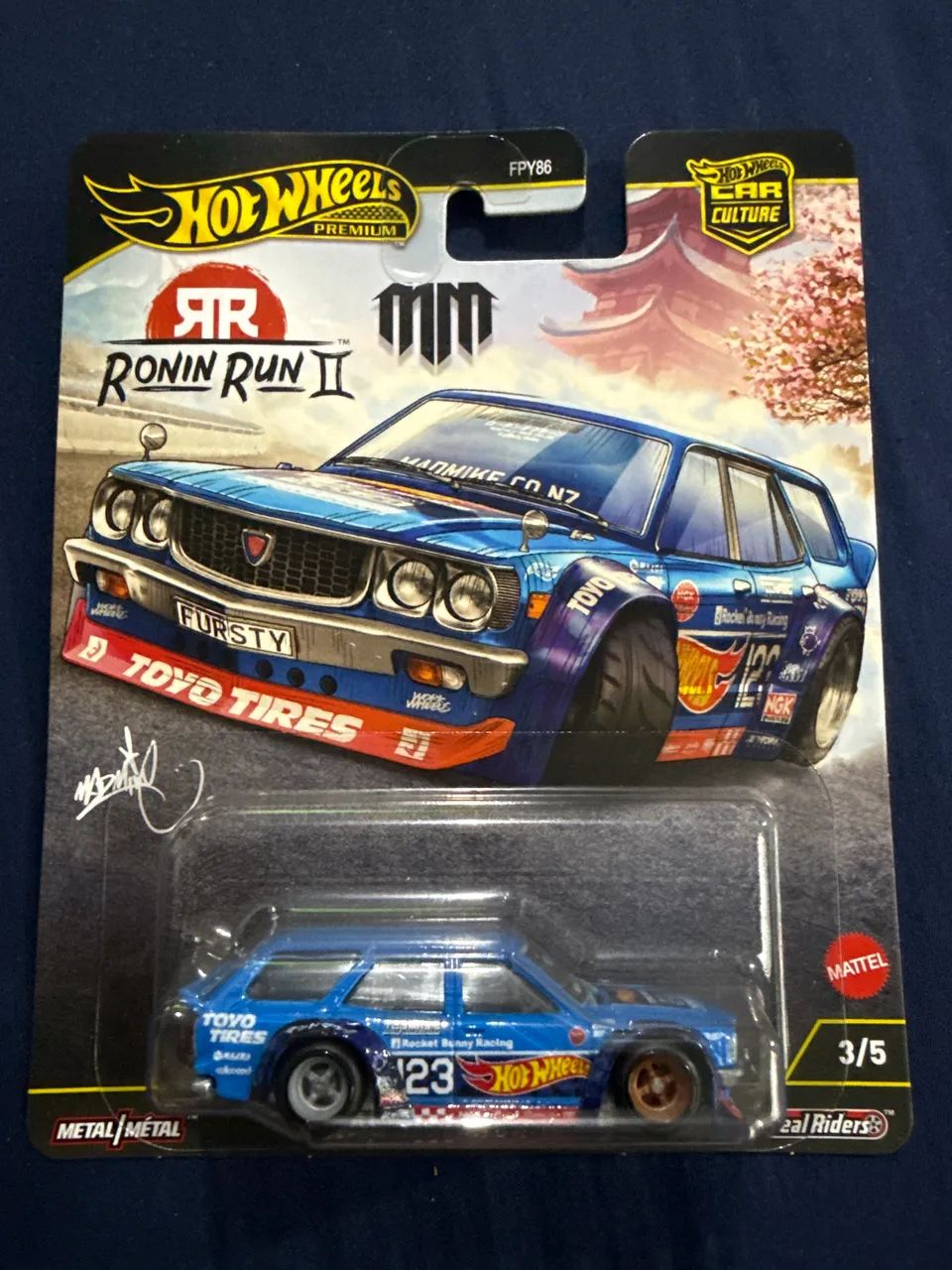 Hot Wheels Ronin Run II Mad Mike Mazda RX-3 Wagon/Remorque