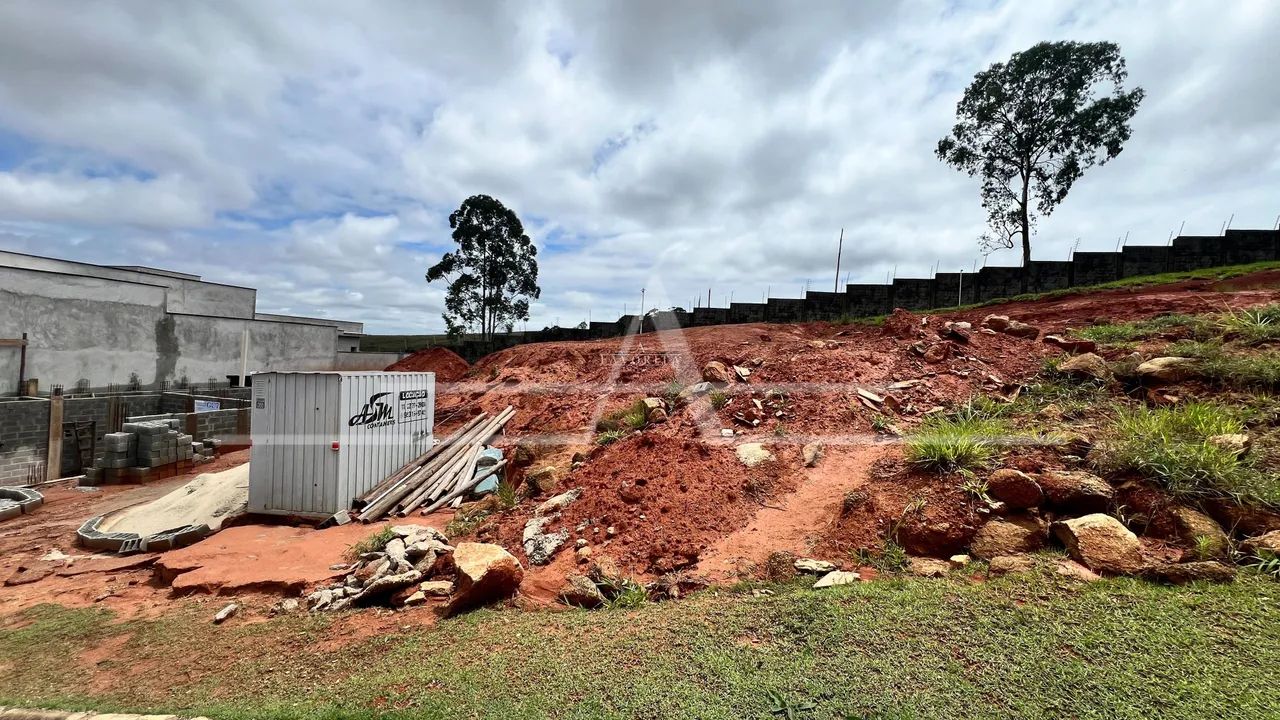 Terreno plano em condomínio com 365m² - Foto 2