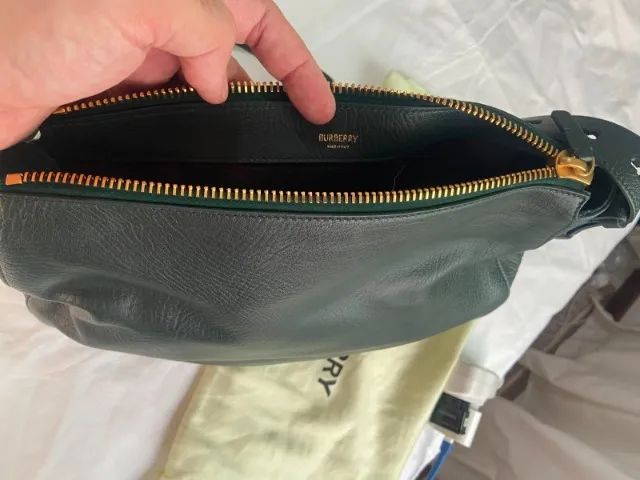 Burberry Grainy Calfskin Medium Knight - Foto 3