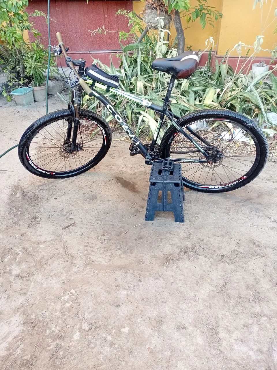 Vendo bicicleta aro 29  - Foto 2