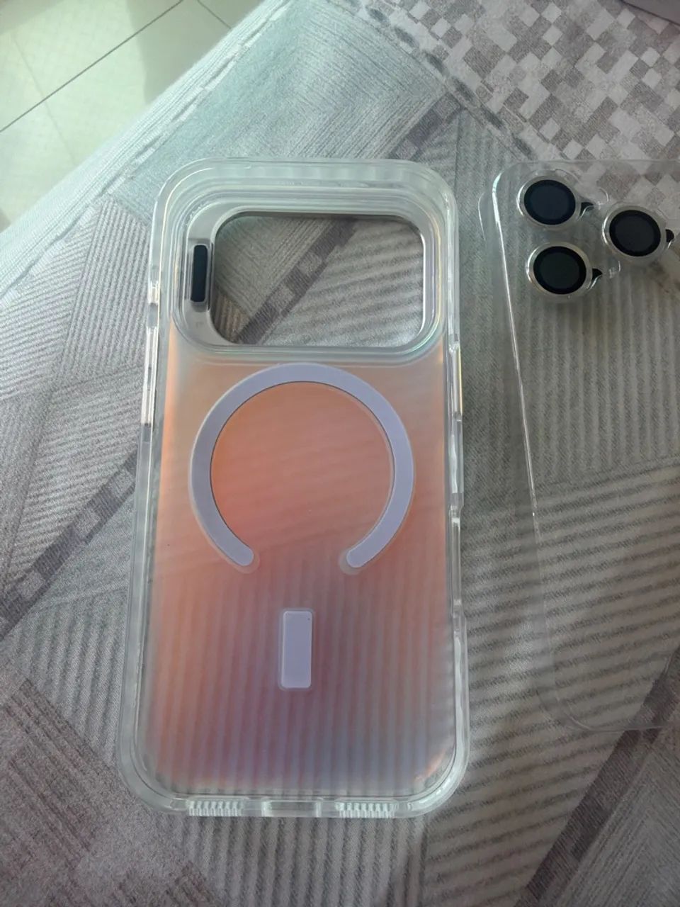 Capa para IPhone 17 Pro - Foto 4