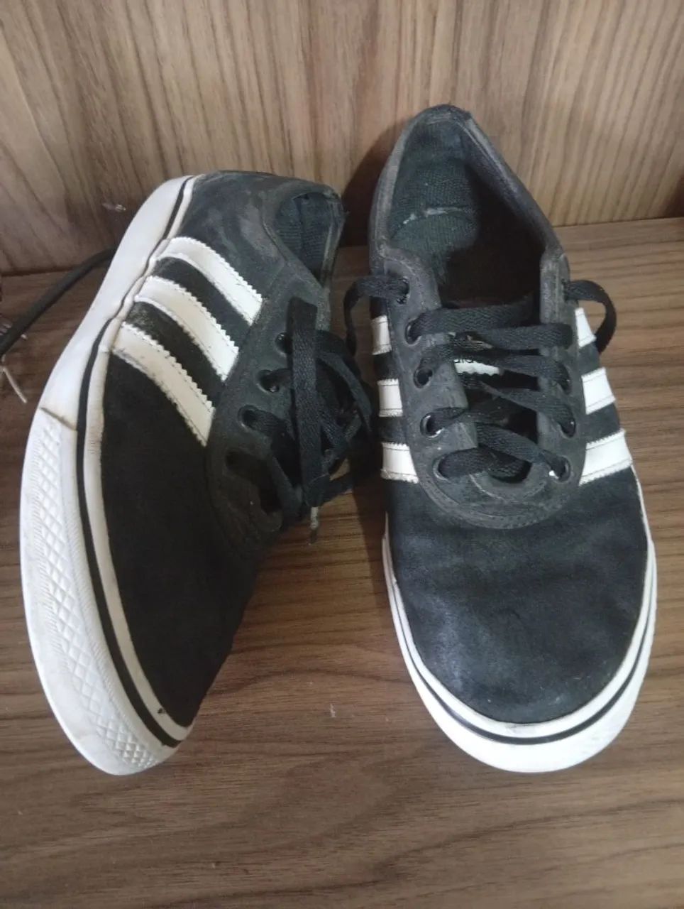 Tênis Adidas Easi 39