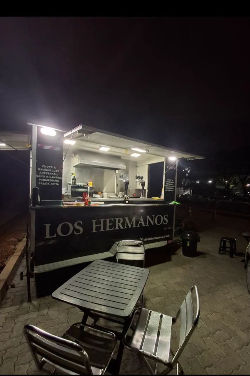 VENDO FOOD TRUCK COM CHOPEIRA