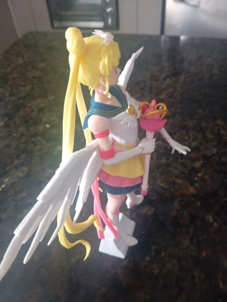 Figure oficial  - Foto 3