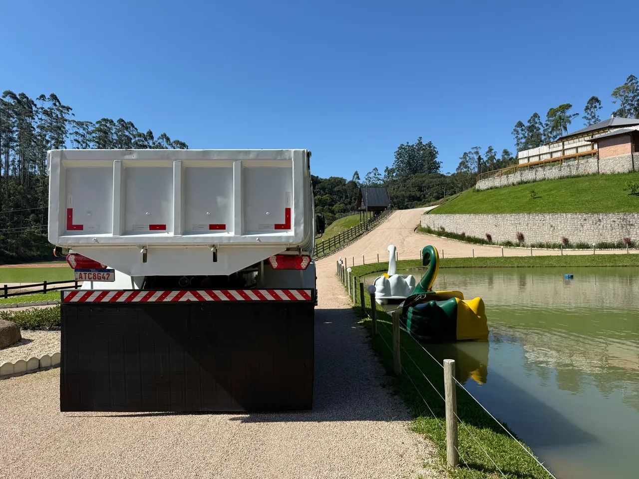 VW 24250 - caminhão Caçamba - Foto 5