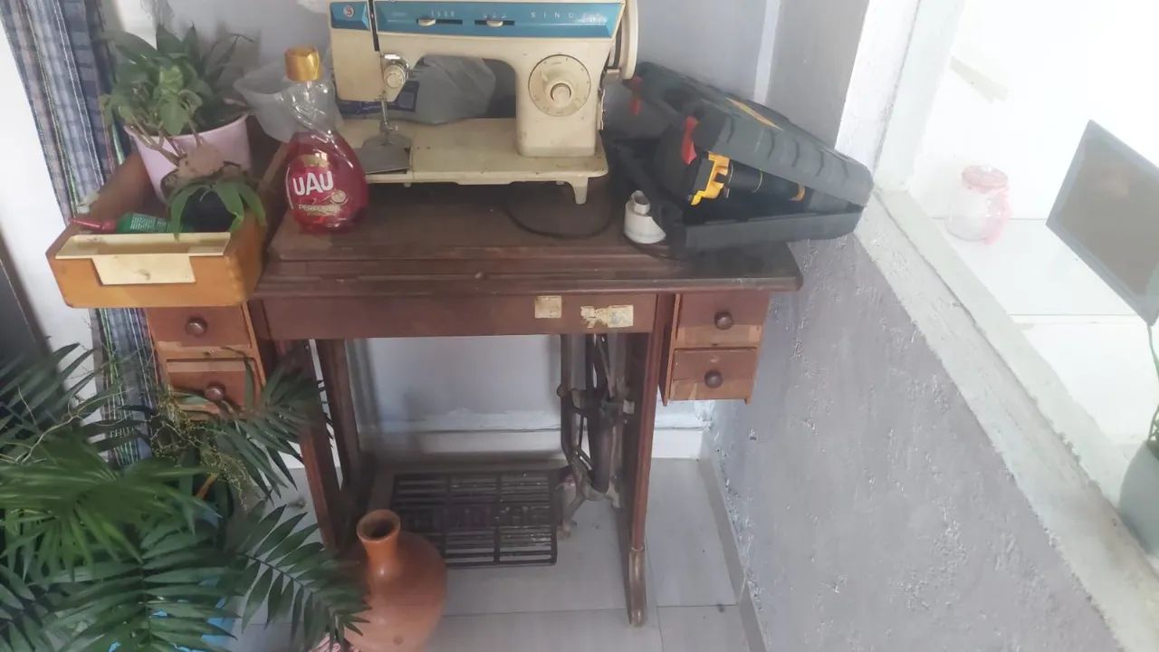 Máquina de costura - Foto 2