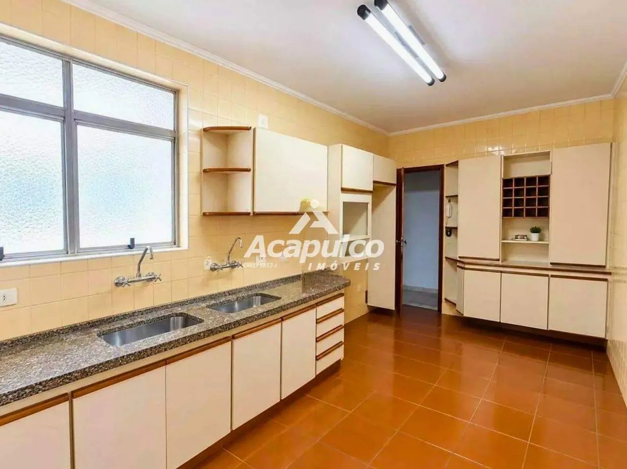 Apartamento com 03 dormitórios sendo 01 suíte com closet e sacada á venda no Centro em Ame - Foto 3
