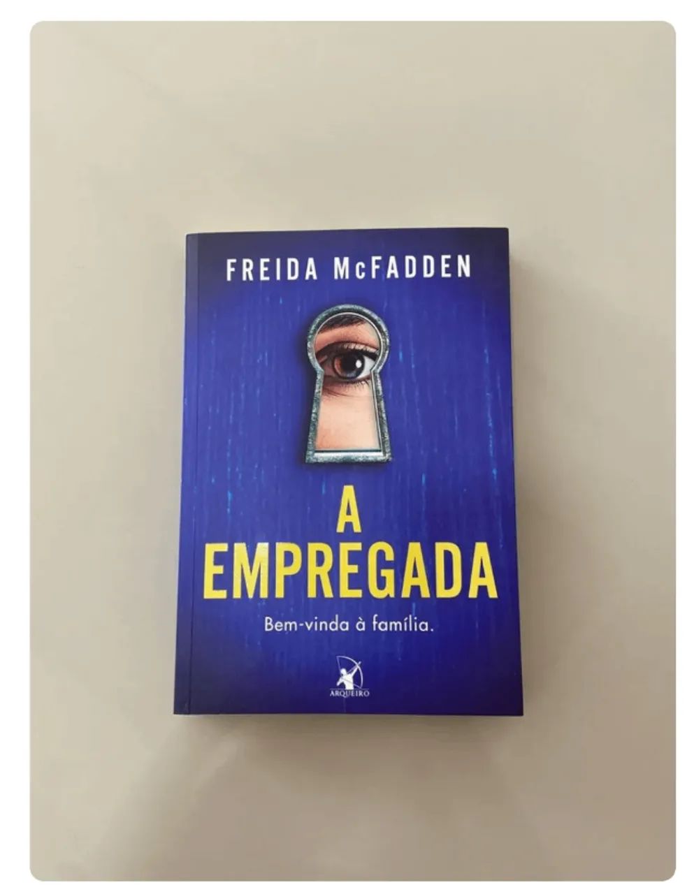 Livro - A Empregada