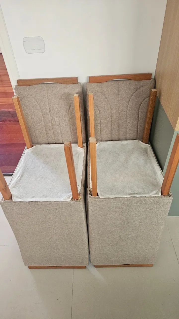 Jogo de 4 cadeiras estofadas - Foto 3