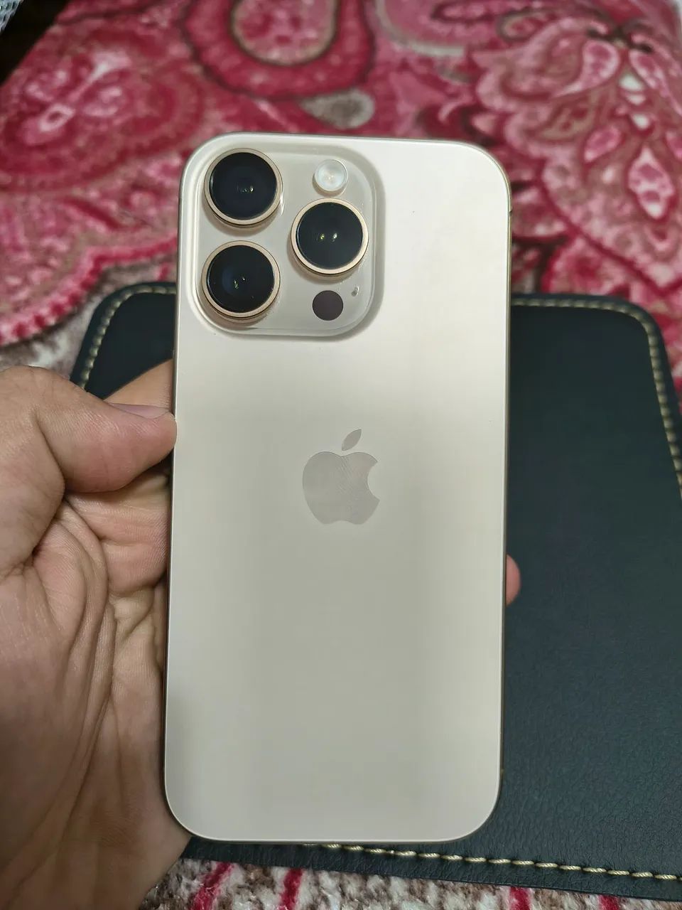 iPhone 16 Pro 256GB Desert