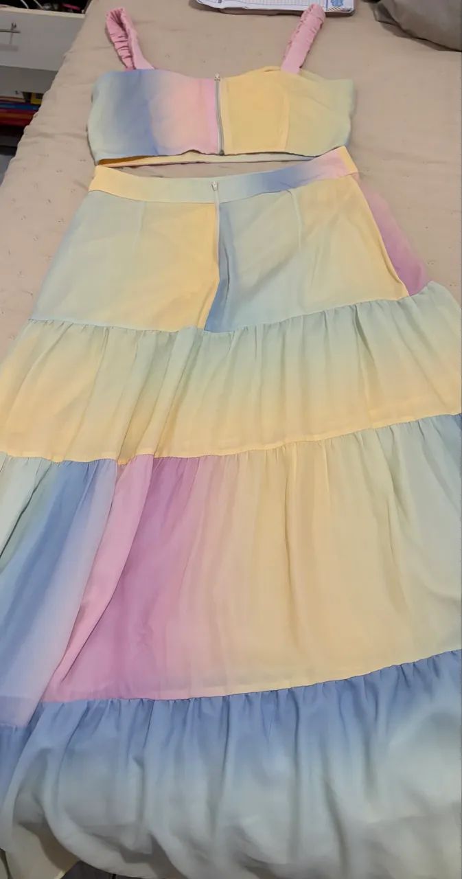 Conjunto colorido - Tamanho M  - Foto 3