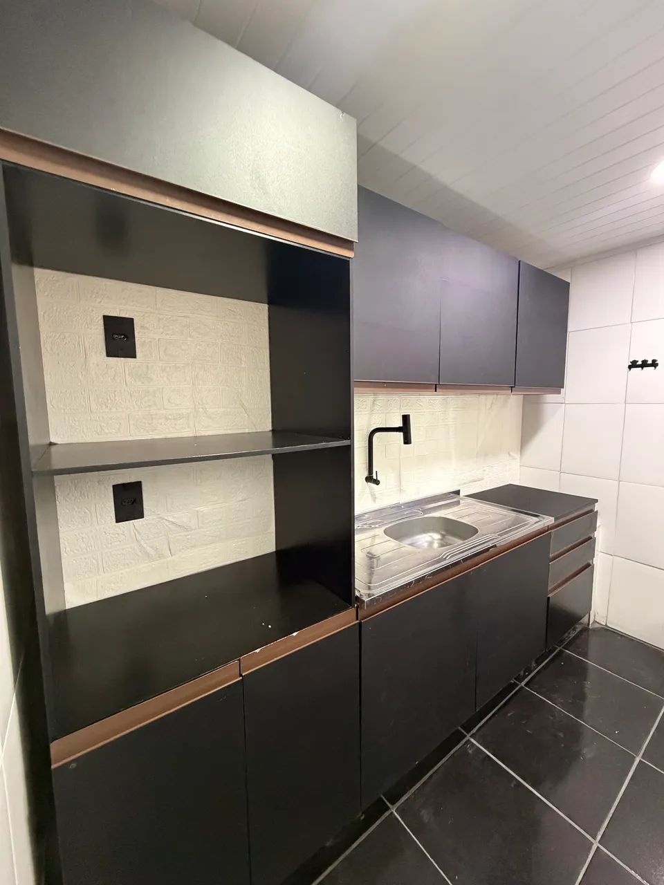  Apartamento Iraja - Água e luz incluso  - Foto 5