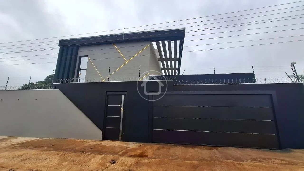 SOBRADO COM ELEVADOR