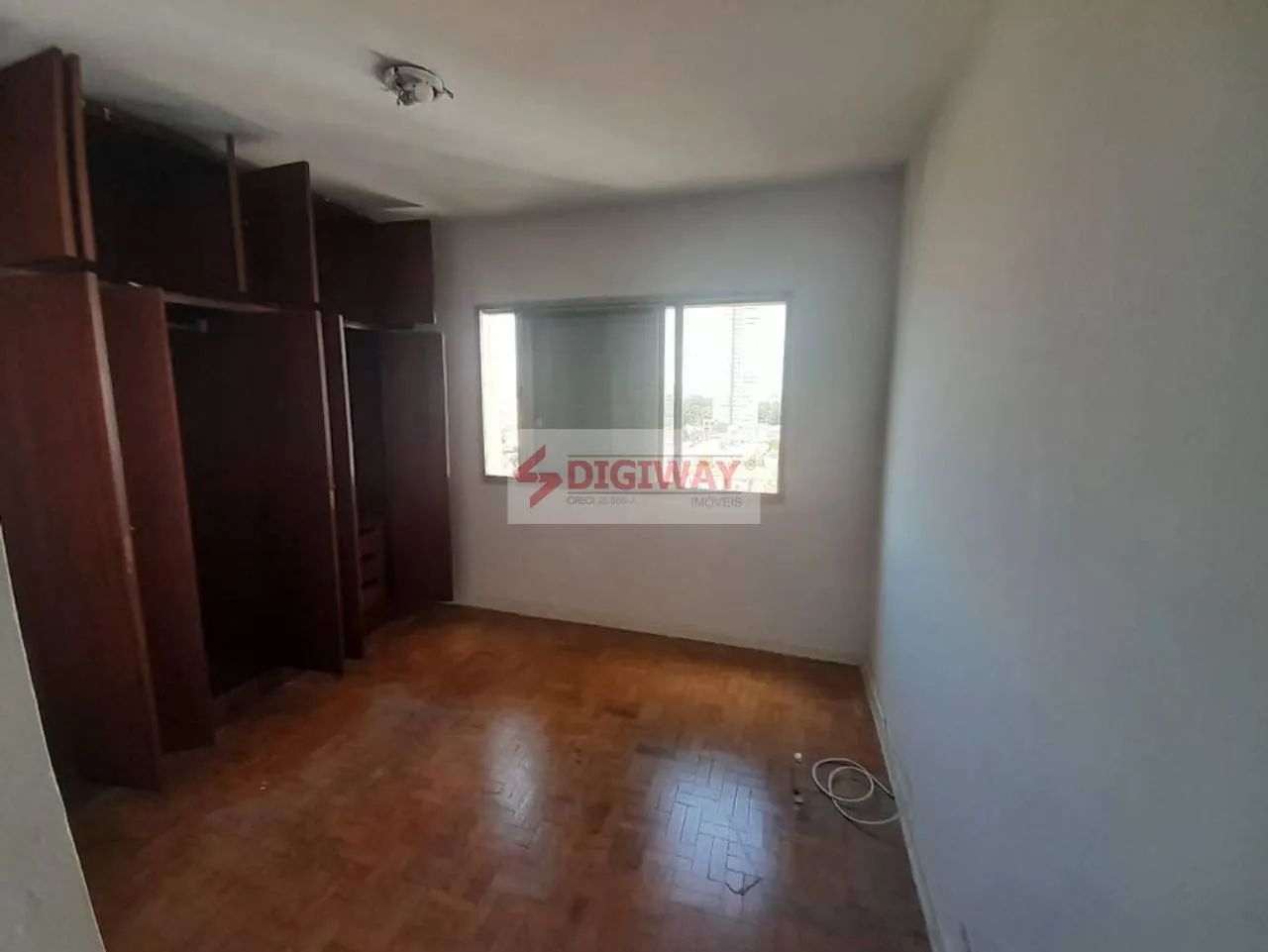 Apartament de 2 dormitório, com vaga, 78 m2, bom estado - Foto 5
