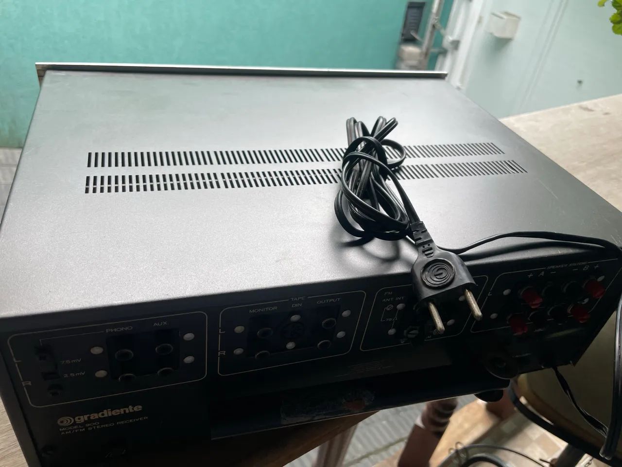 Receiver Gradiente model 900 - Foto 2