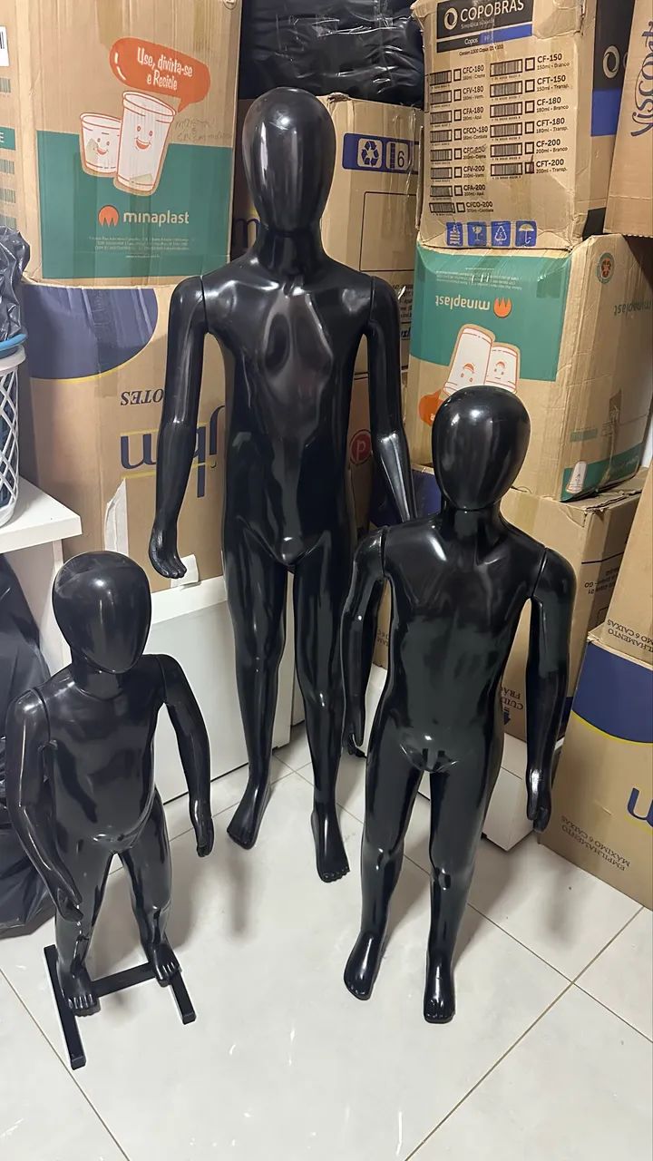 Vende-se manequins infantis 