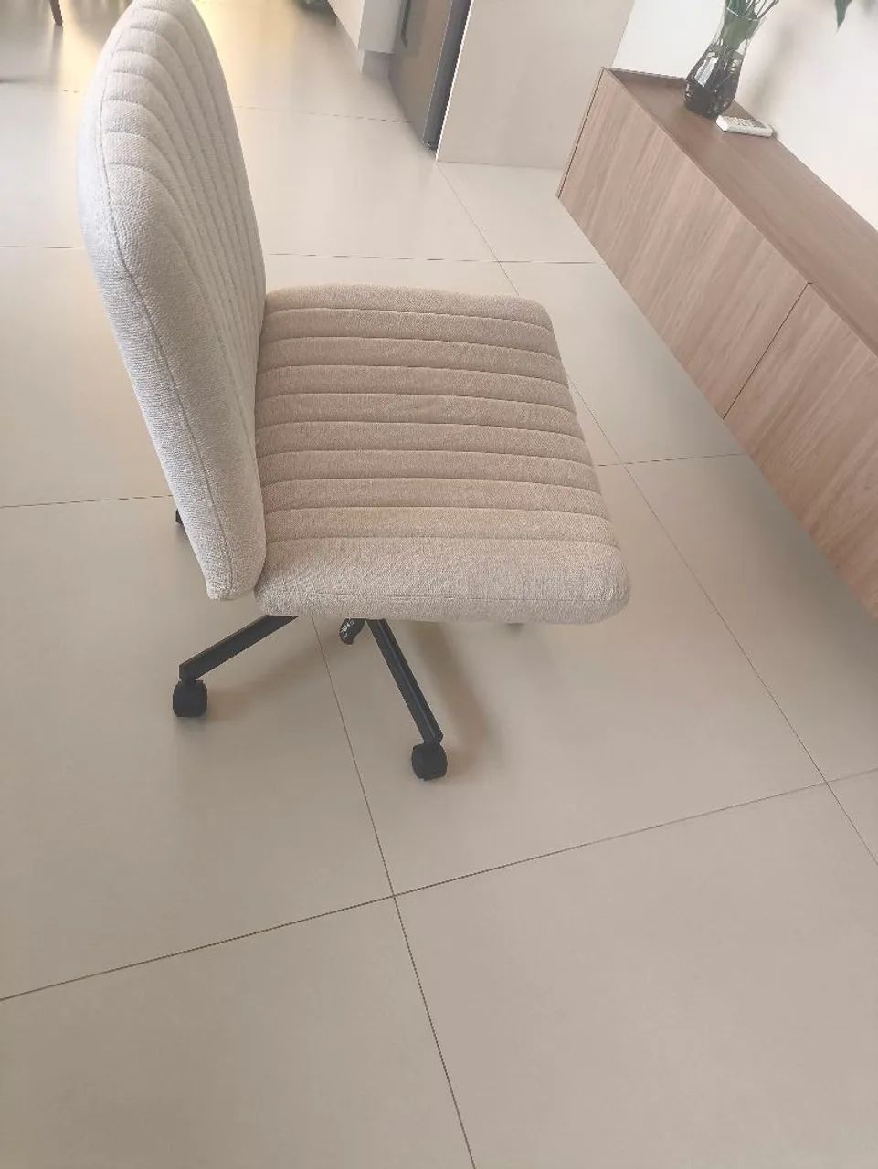  Cadeira de escrit ório  - Foto 2