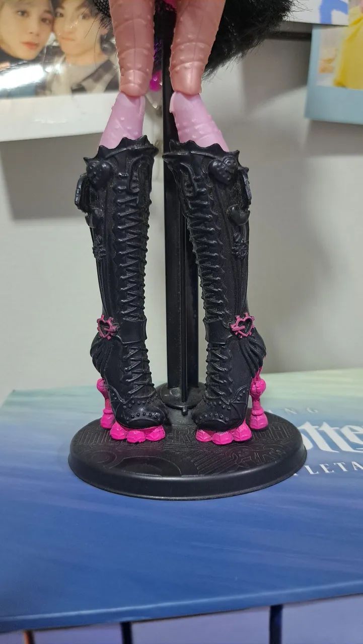 Boneca Monster High Dracubecca Freak Fusion - Foto 4