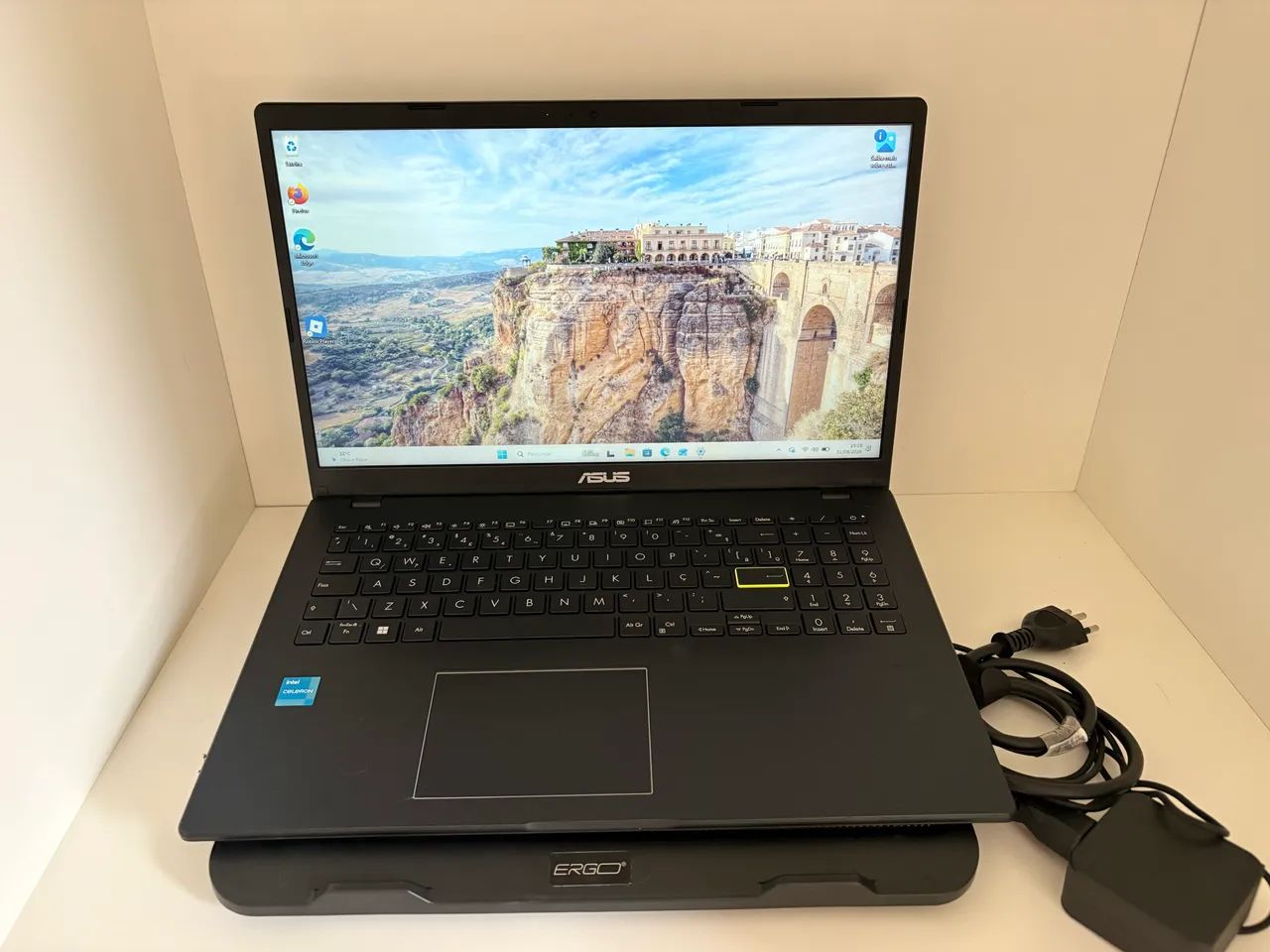 ASUS Notebook Go 15 