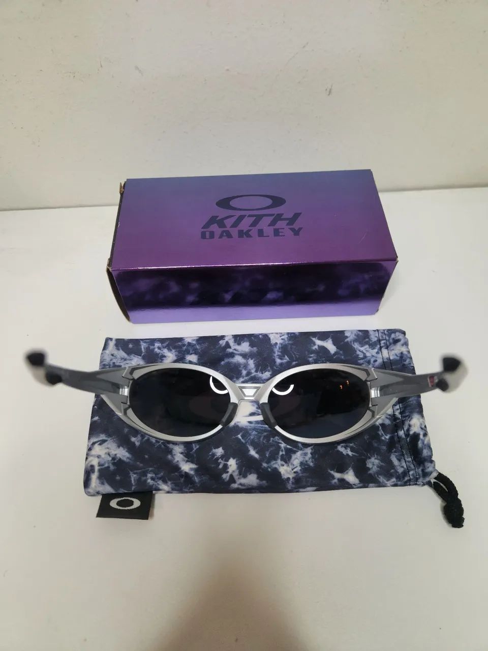 Oakley Eye Jacket Redux Kith Silver - Acessórios - Mirandópolis