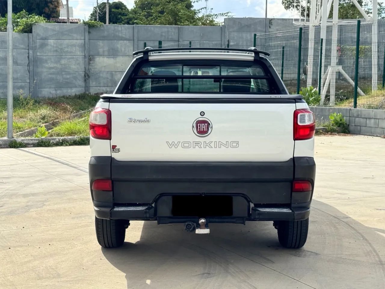 Fiat Strada Working Hard 1.4 Fire Flex 8V CD 2017 - Foto 5