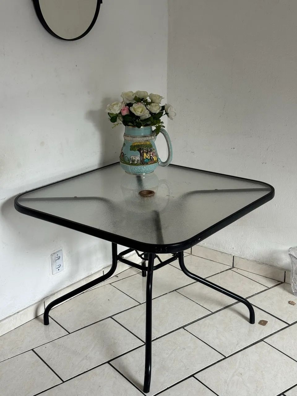 Mesa de jardim/ área externa 