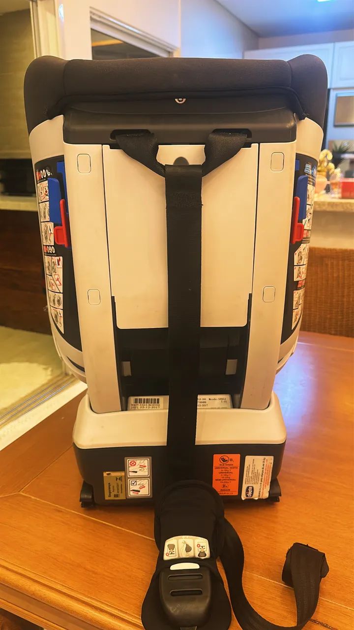 Cadeira para carro Chicco com isofix  - Foto 2