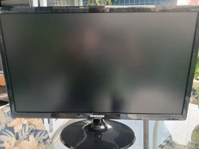 TV Monitor Samsung 24" em ótimo estado